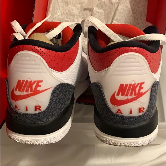 Jordan retro 3s - Picture 2 of 4